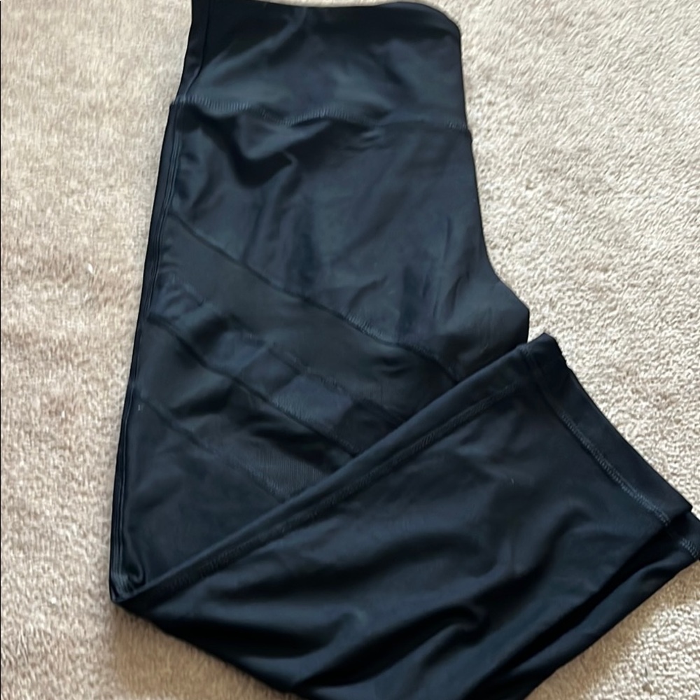 Sheer detail yoga pants